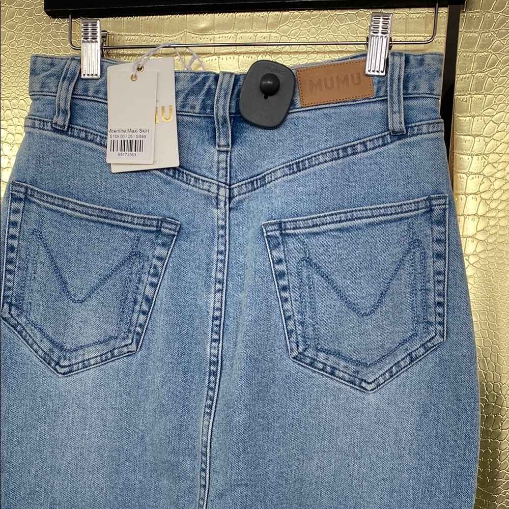 Show me your Mumu women's Blue Denim Maxi Skirt never worn new with tags - Picture 4 of 5